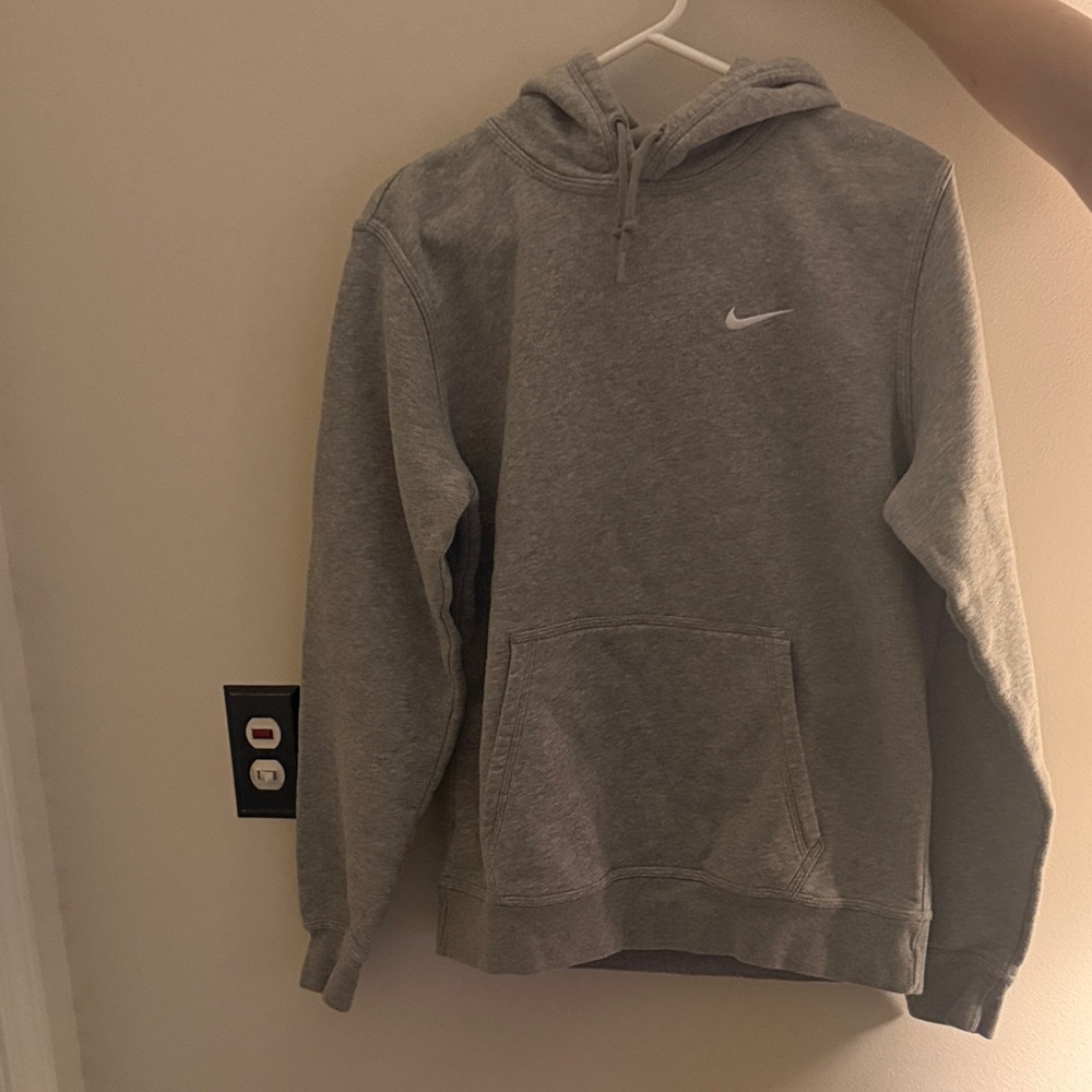 Nike Men's Gray Hoodie